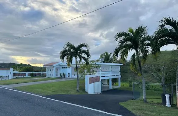 Sleeps 8 - Countryside Retreat Villa Las Piedras