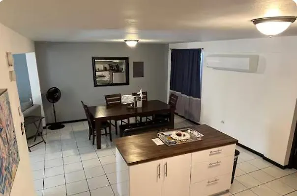 Willa Sleeps 8 - Countryside Retreat Las Piedras Dom wakacyjny